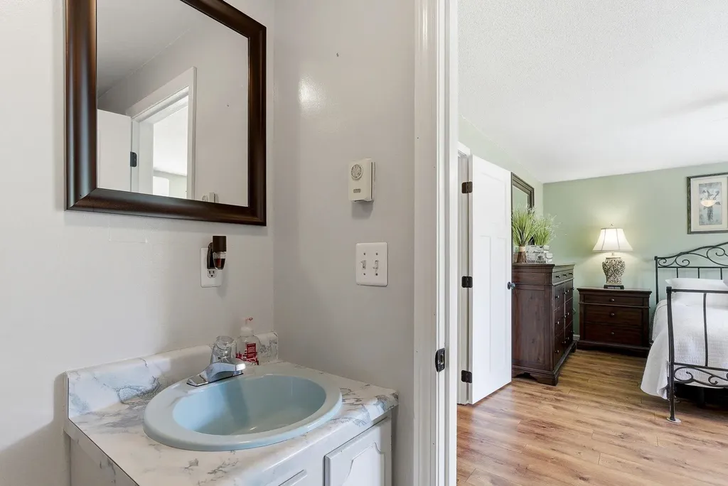 30 Tirrell Road Bedford NH 03110
