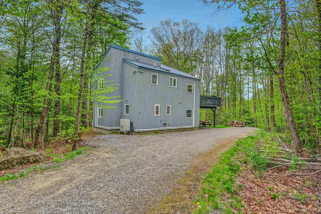 5 Bell Valley Road Campton NH 03223