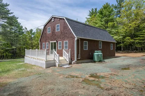 35 Bittersweet Lane Tilton NH 03276
