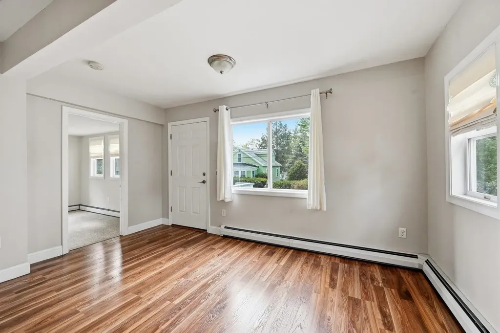 8 Harding Street Rochester NH 03867