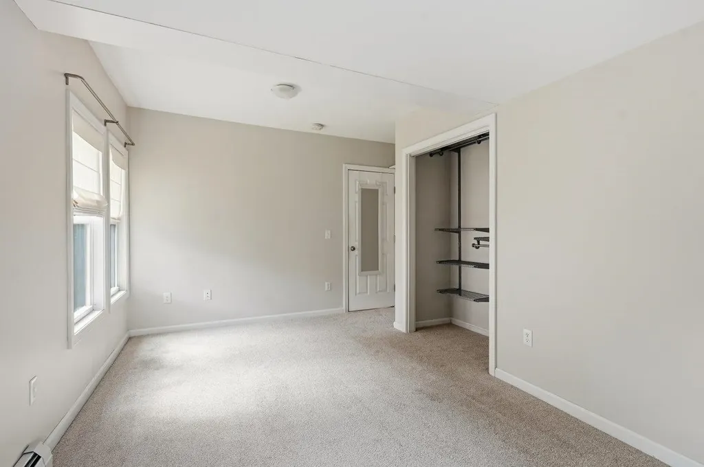 8 Harding Street Rochester NH 03867