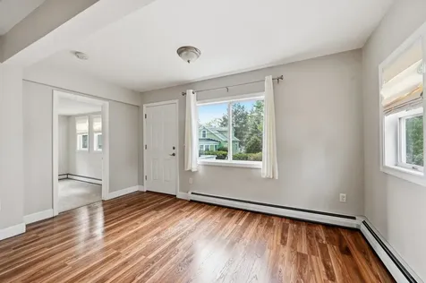 8 Harding Street Rochester NH 03867