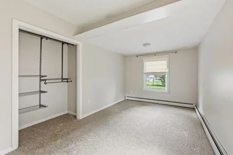 8 Harding Street Rochester NH 03867