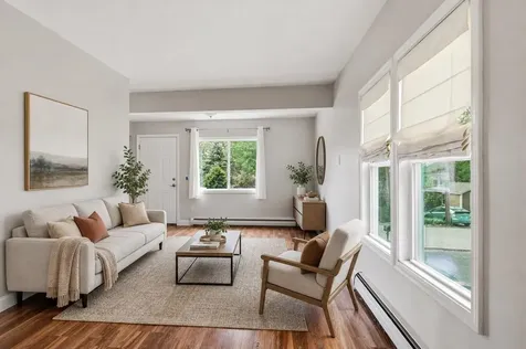 8 Harding Street Rochester NH 03867