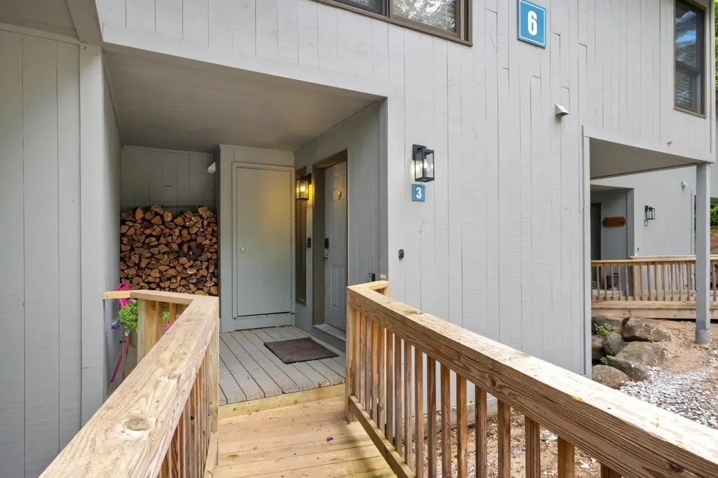 6 Ridge Road Lincoln NH 03251