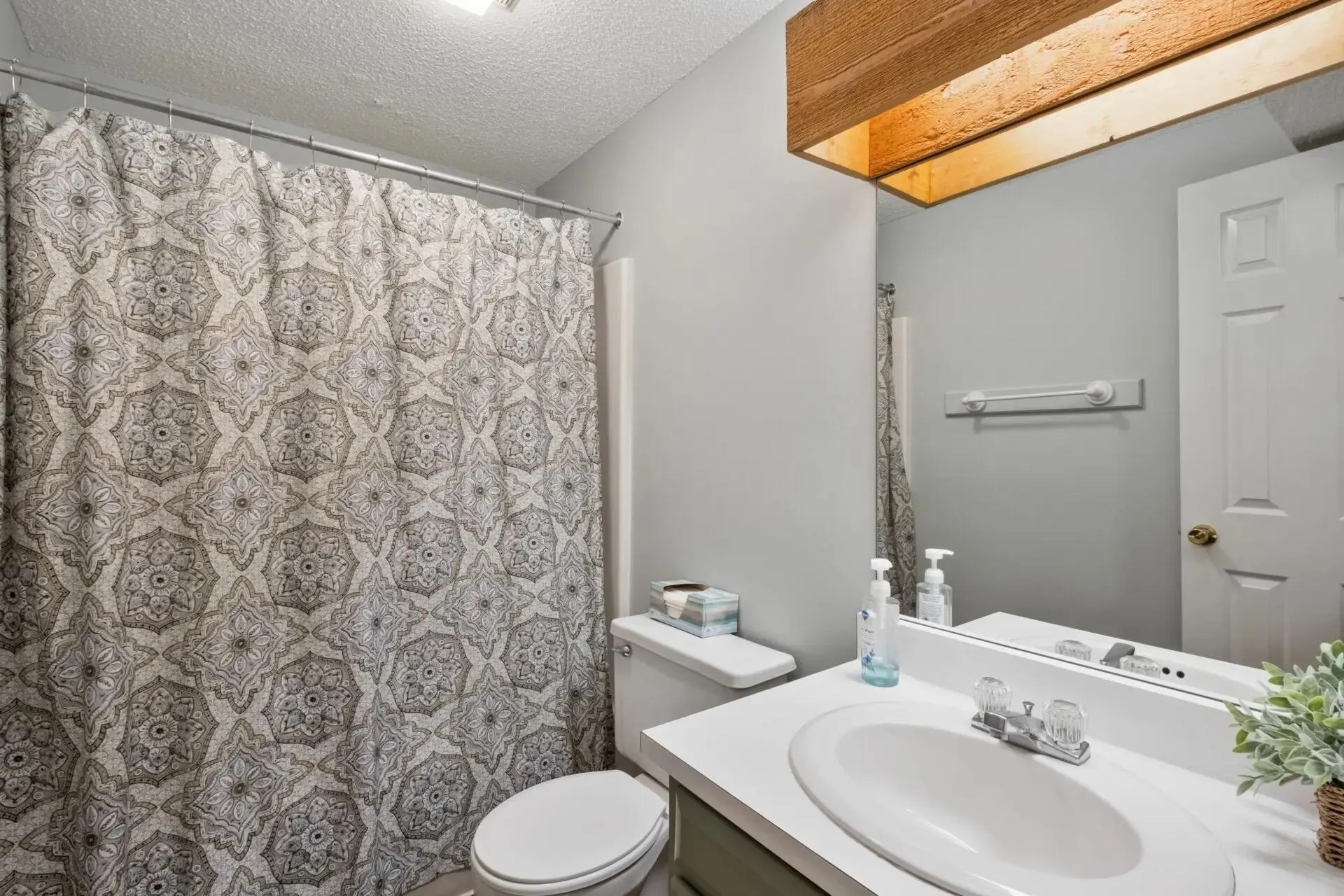 6 Ridge Road Lincoln NH 03251