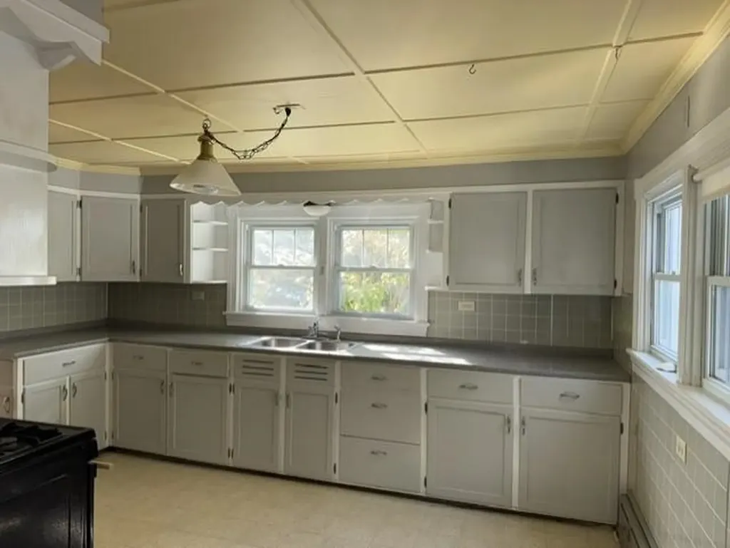 58 Hamilton Place Extension Richford VT 05476