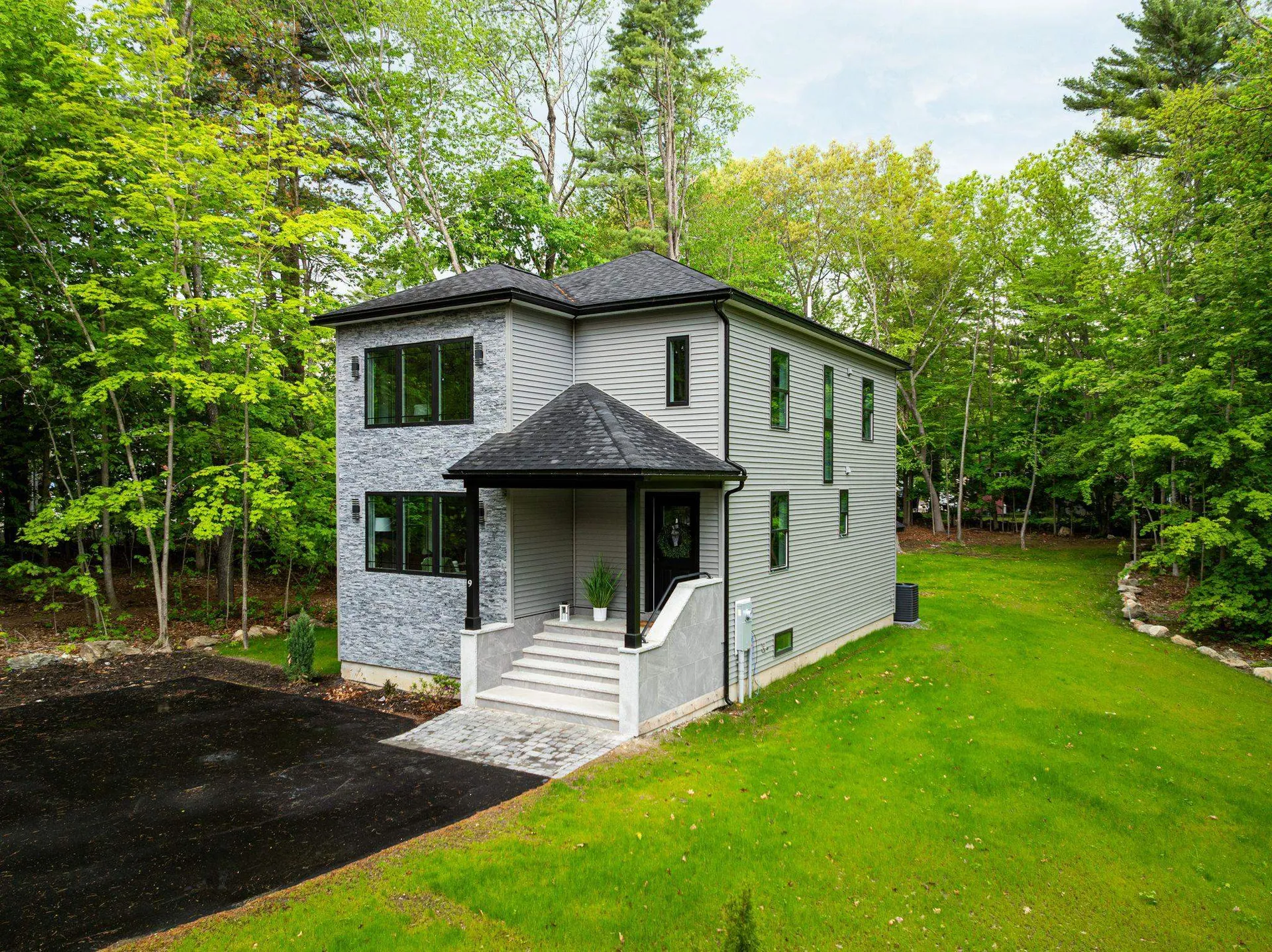 9 Trues Parkway Sandown NH 03873