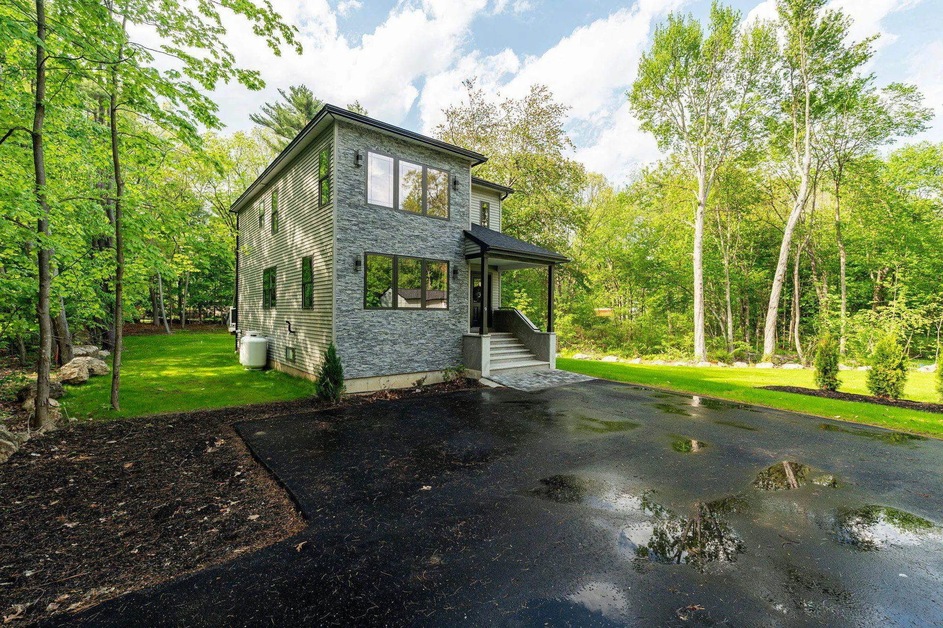 9 Trues Parkway Sandown NH 03873