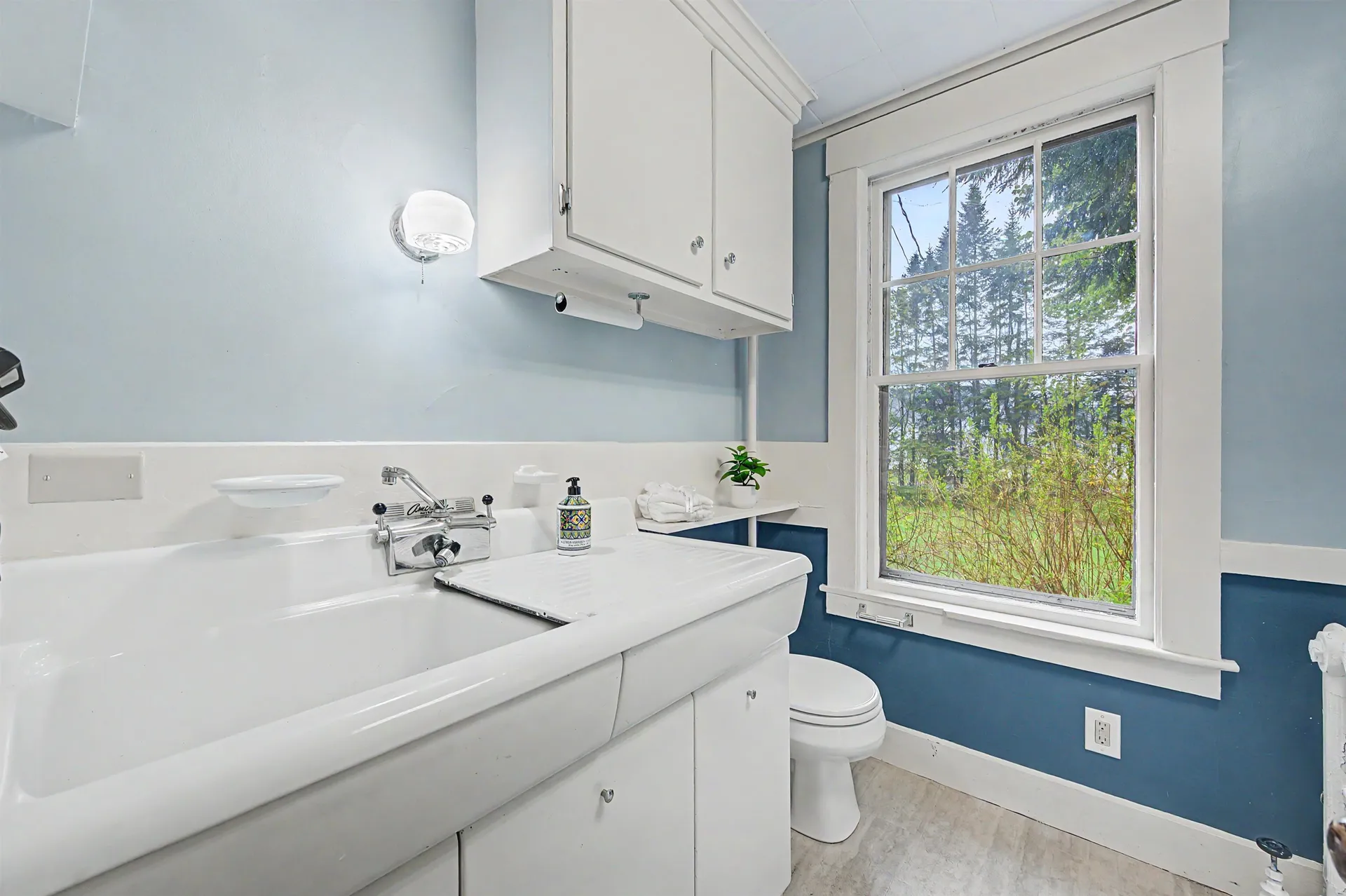 85 Cheney Street Newport NH 03773