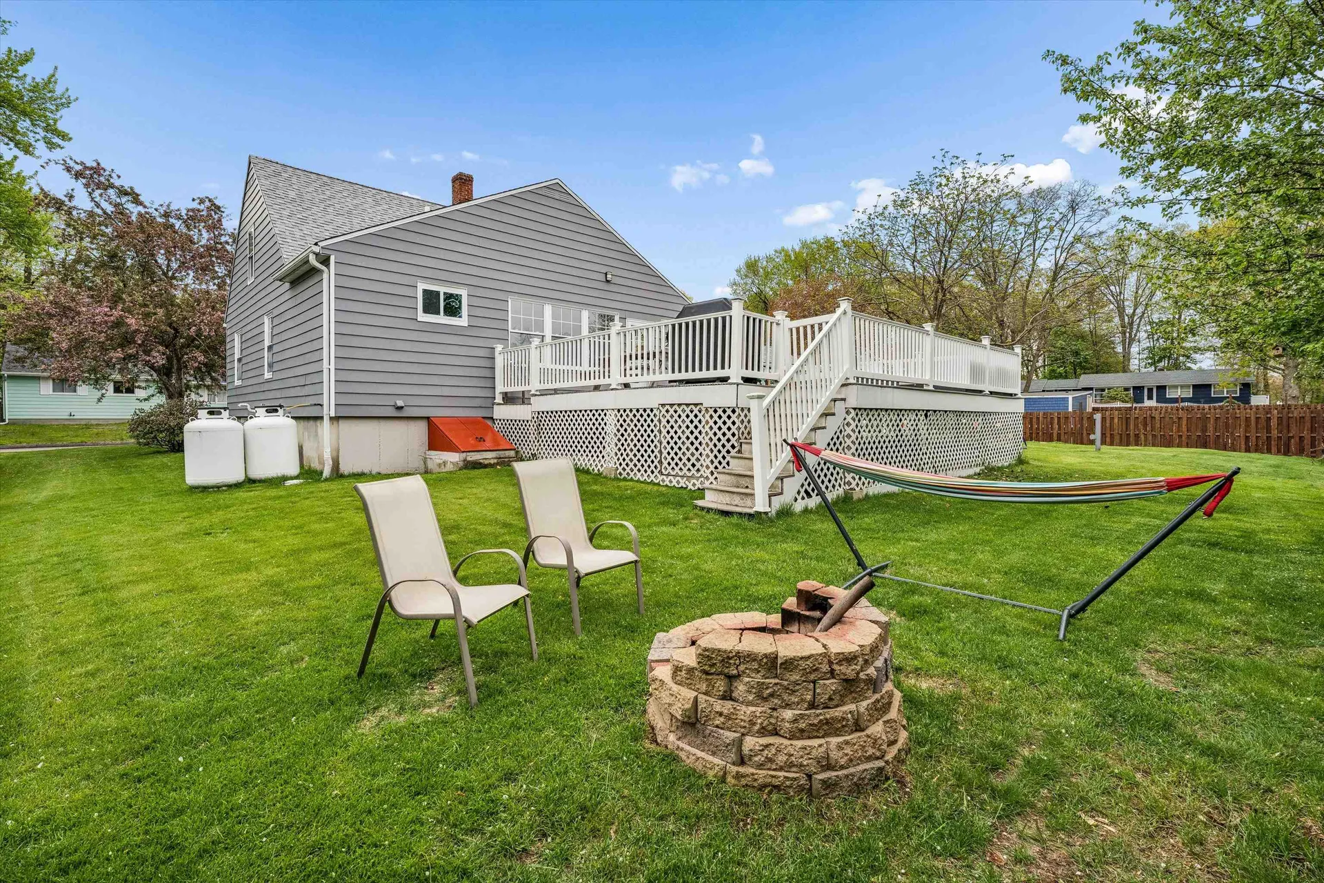 24 Hiler Street Manchester NH 03109