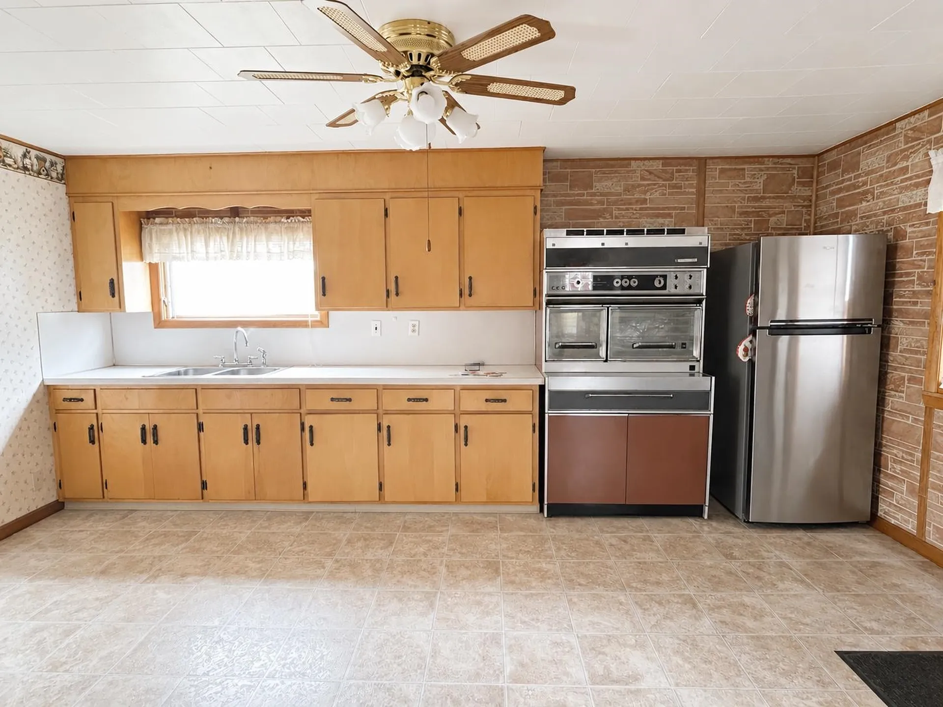 107 Strafford Street Berlin NH 03570