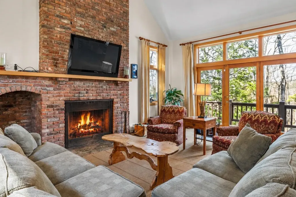 153 High Meadow Road Winhall VT 05340