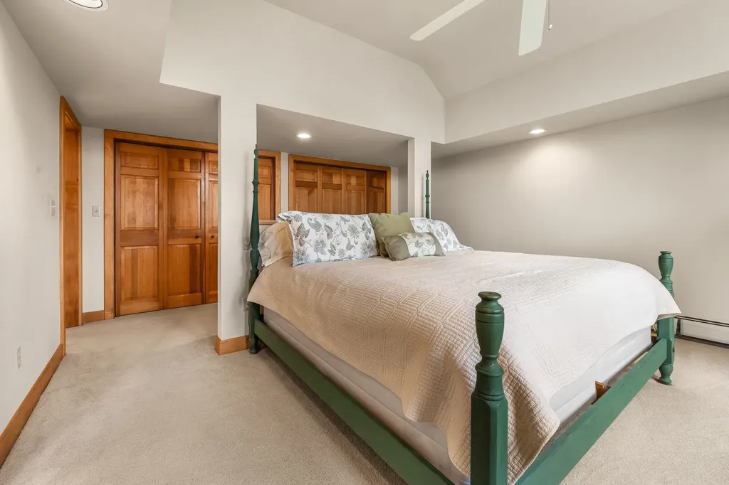153 High Meadow Road Winhall VT 05340