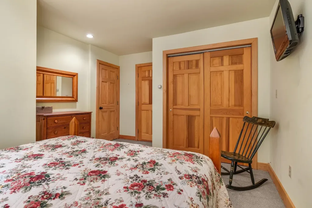 153 High Meadow Road Winhall VT 05340