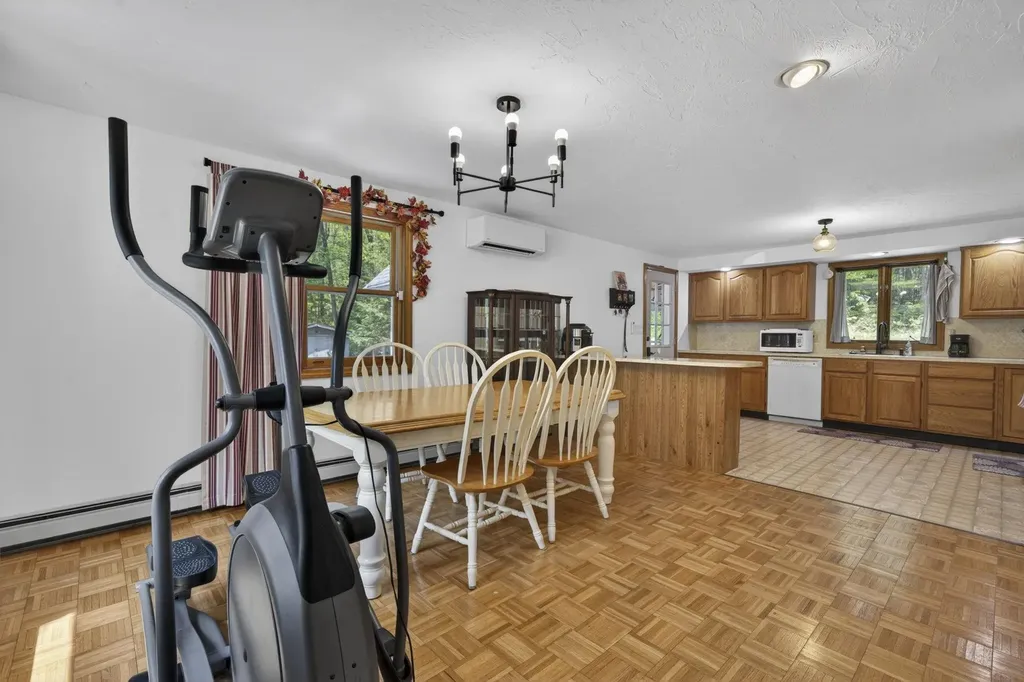 48 Queen Street Boscawen NH 03303