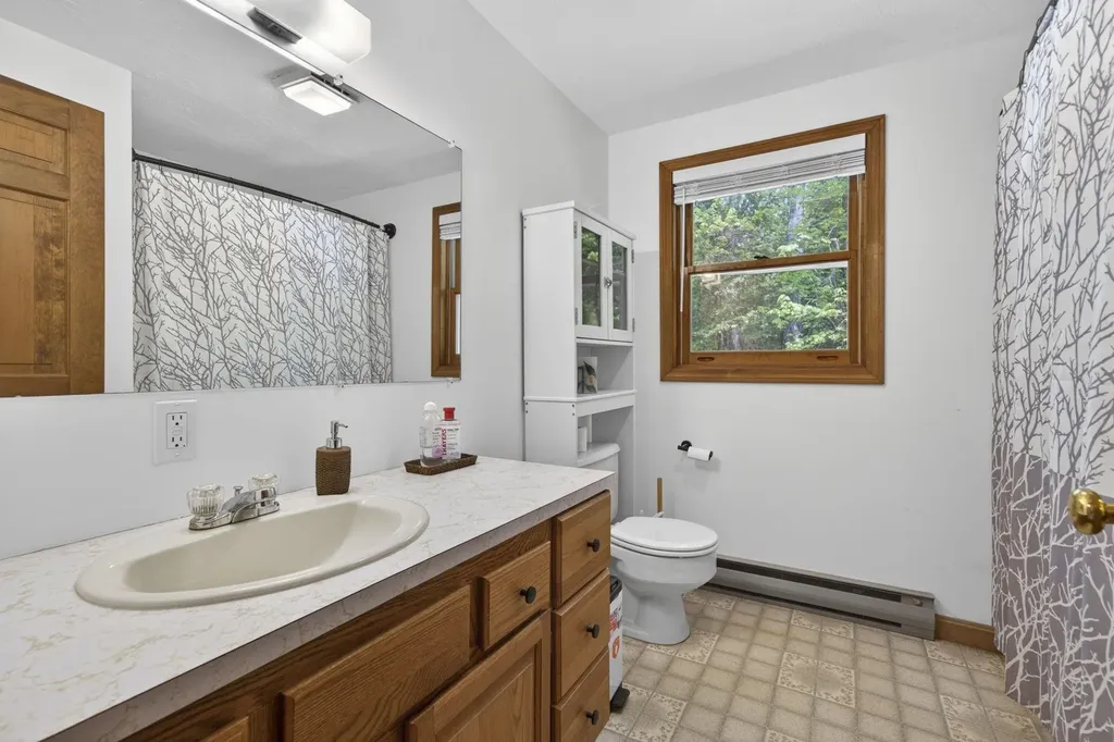48 Queen Street Boscawen NH 03303