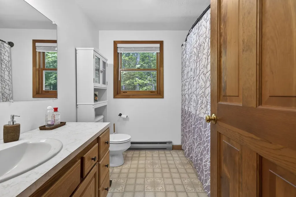 48 Queen Street Boscawen NH 03303