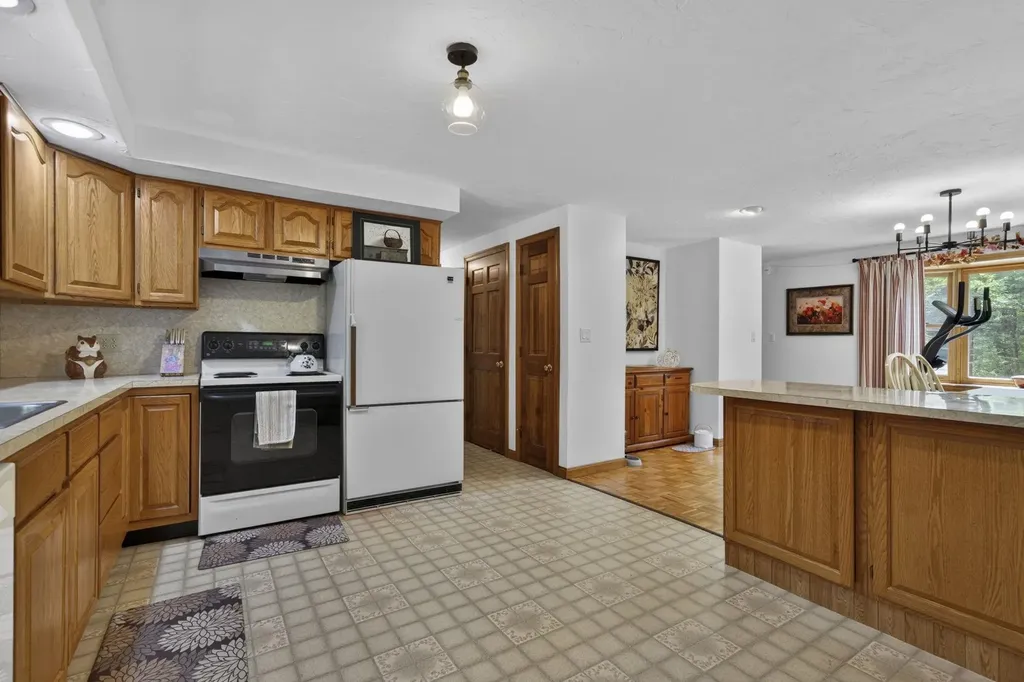 48 Queen Street Boscawen NH 03303