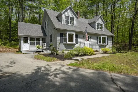 48 Queen Street Boscawen NH 03303