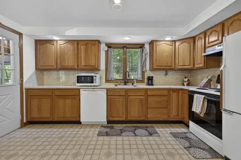 48 Queen Street Boscawen NH 03303