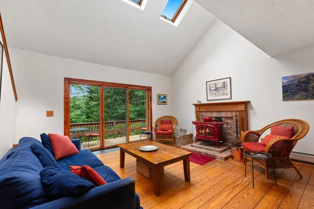 352 Edwins Pond Road Rochester VT 05767