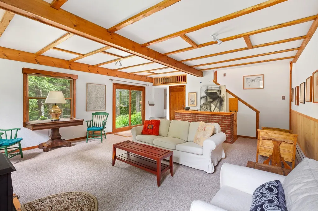 352 Edwins Pond Road Rochester VT 05767