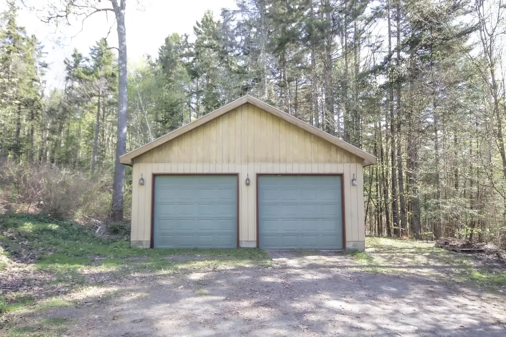 352 Edwins Pond Road Rochester VT 05767