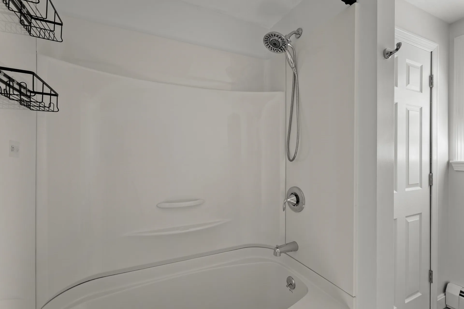 23 Hunt Street Nashua NH 03060