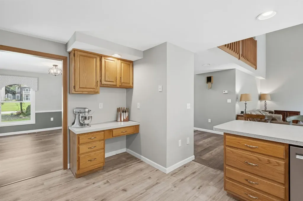 16 Hillsboro Circle Milford NH 03055