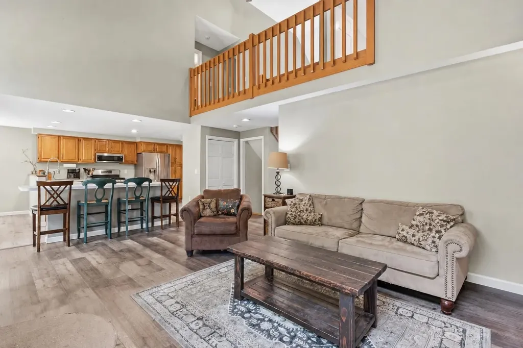 16 Hillsboro Circle Milford NH 03055