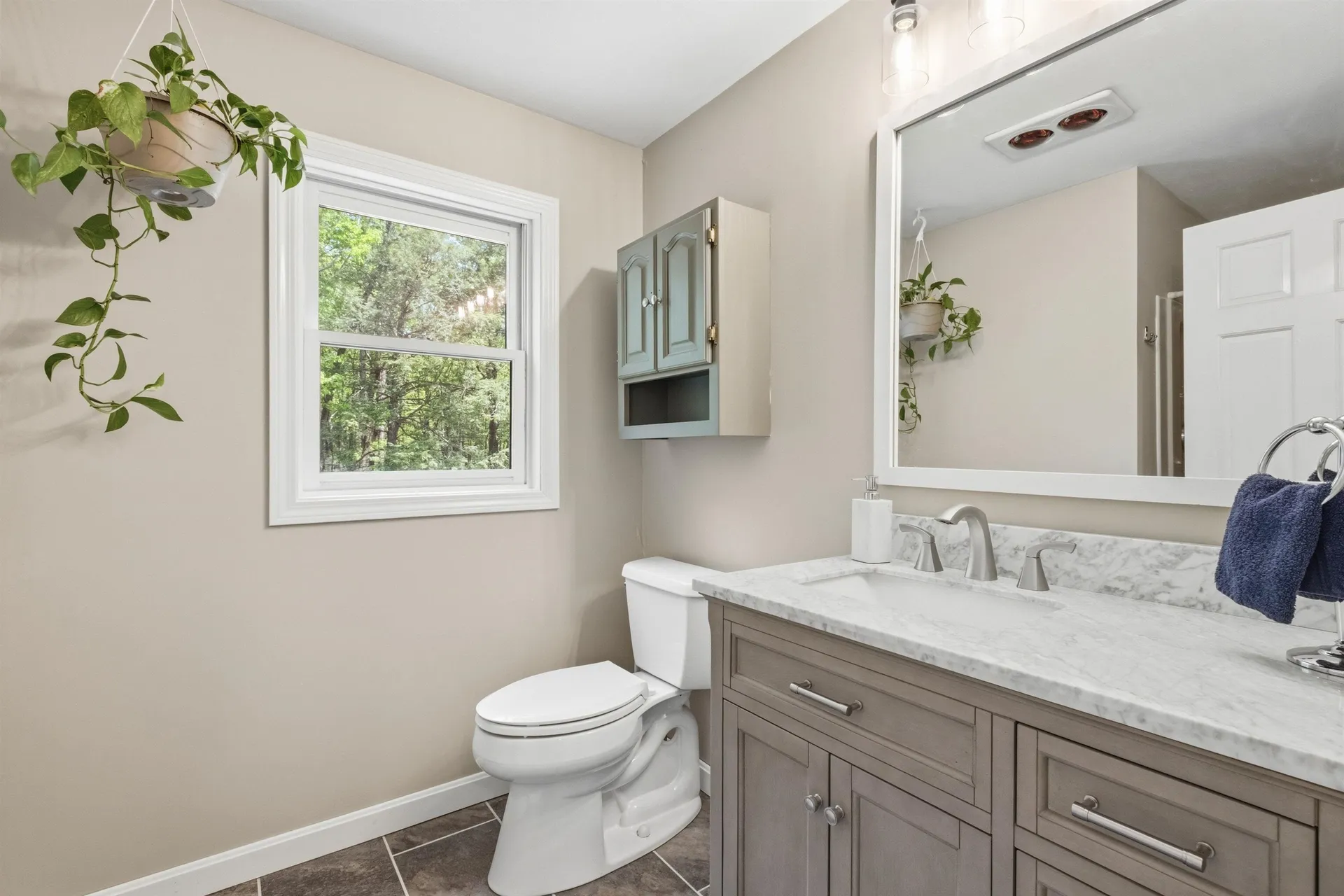 16 Hillsboro Circle Milford NH 03055