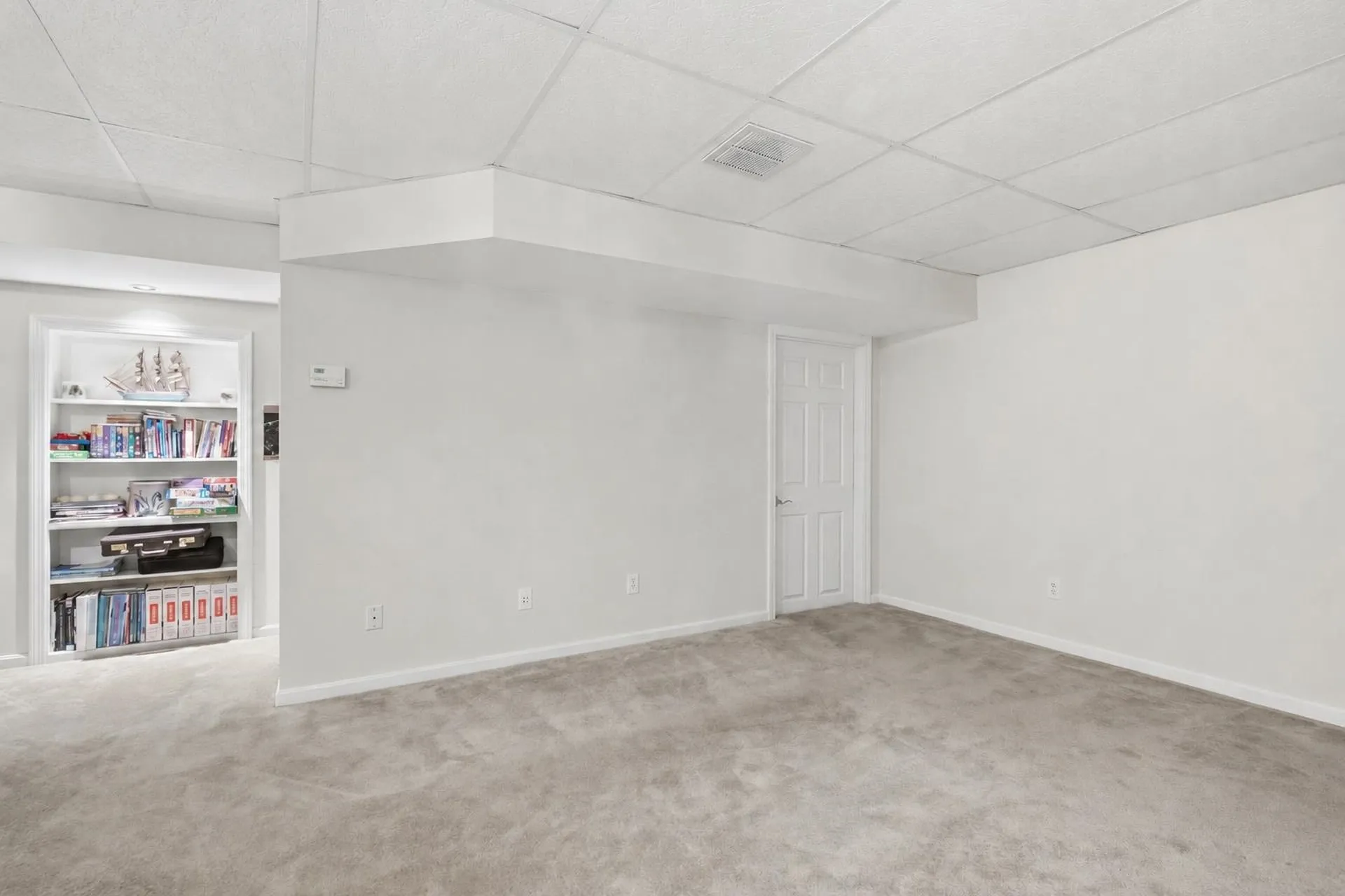 16 Hillsboro Circle Milford NH 03055