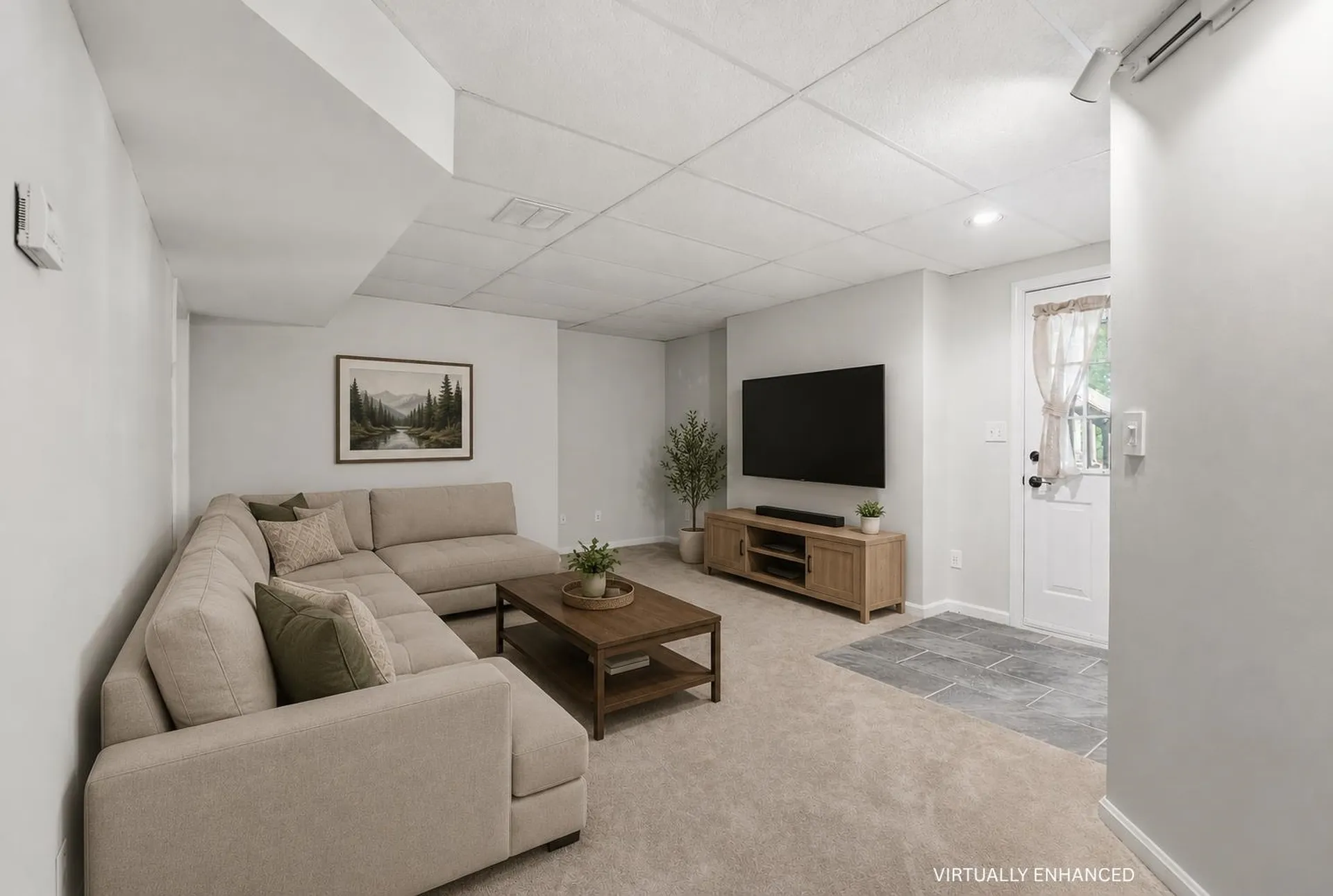 16 Hillsboro Circle Milford NH 03055