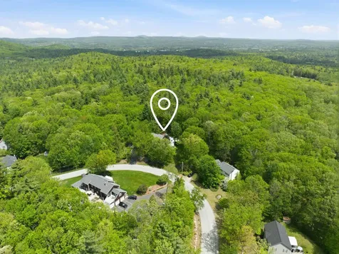 16 Hillsboro Circle Milford NH 03055