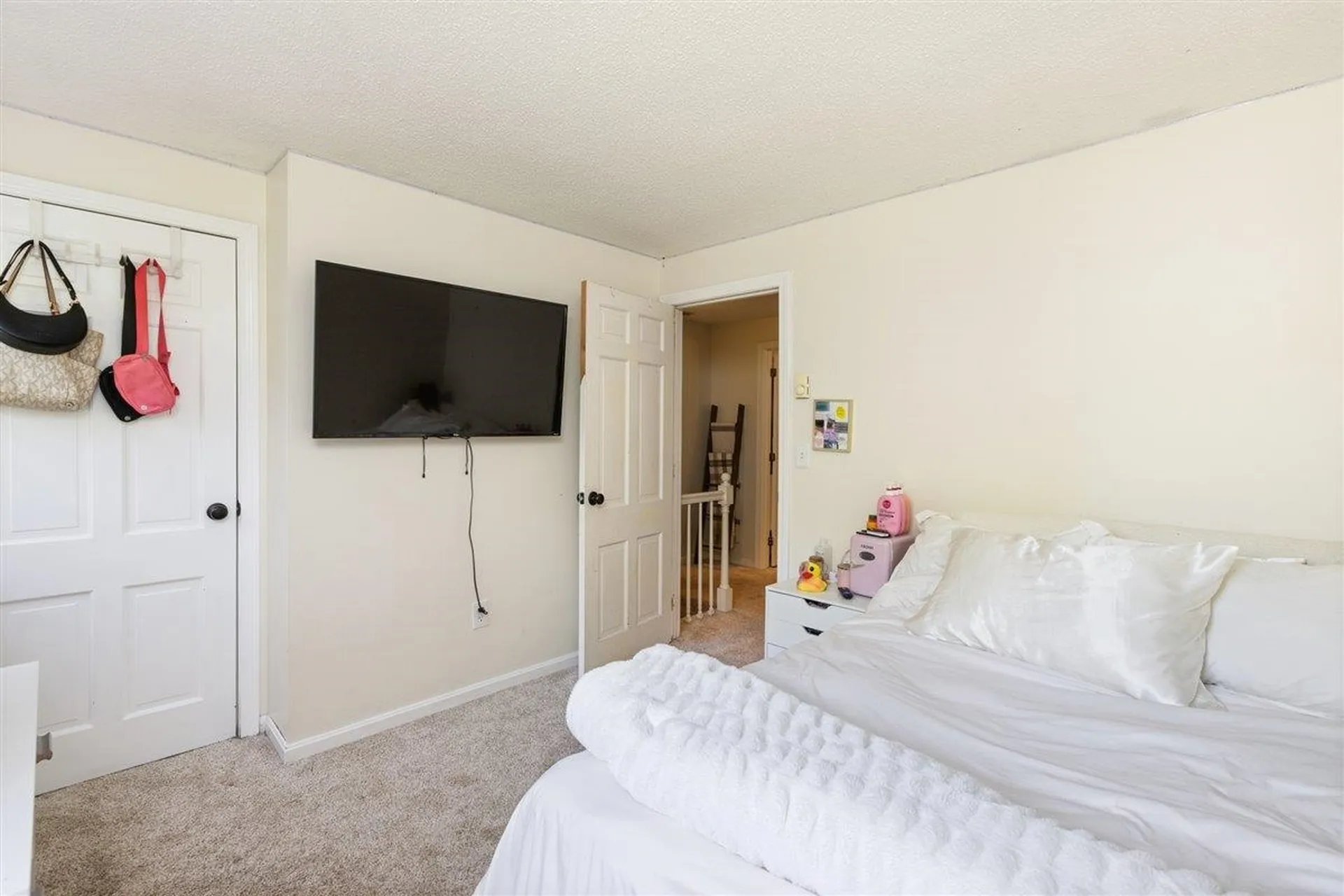 53 Sullivan Road Hudson NH 03051-3963