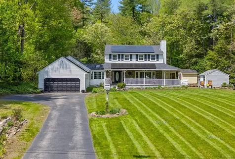 53 Sullivan Road Hudson NH 03051-3963
