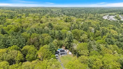 53 Sullivan Road Hudson NH 03051-3963