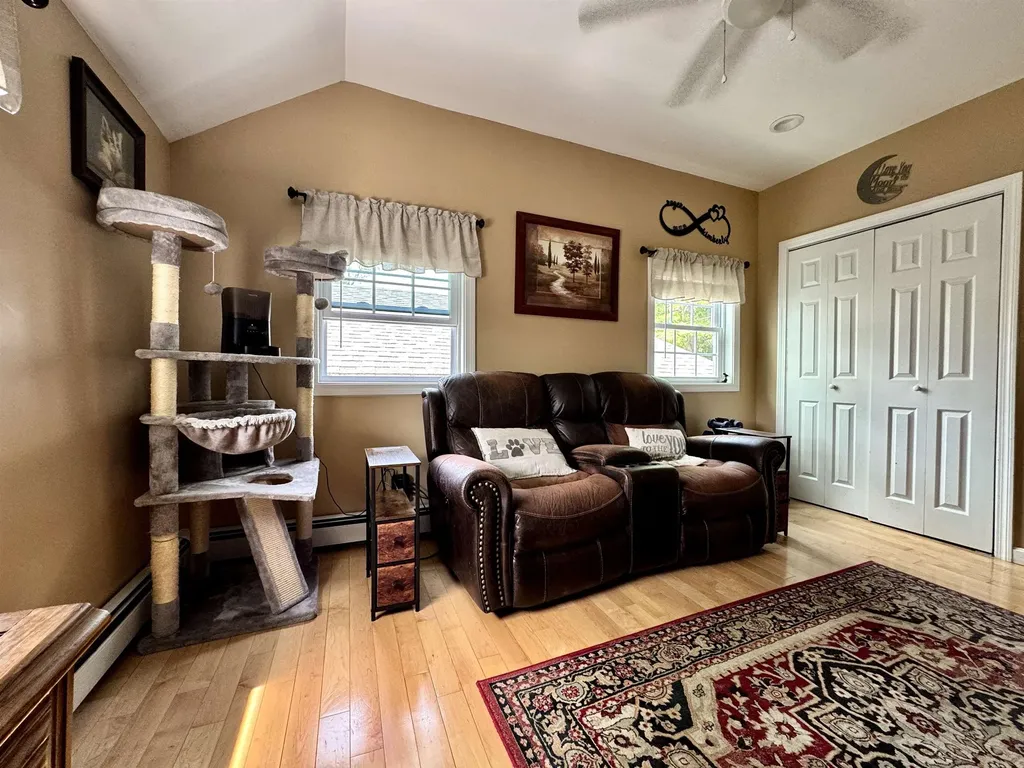 29 Lee Avenue Manchester NH 03109