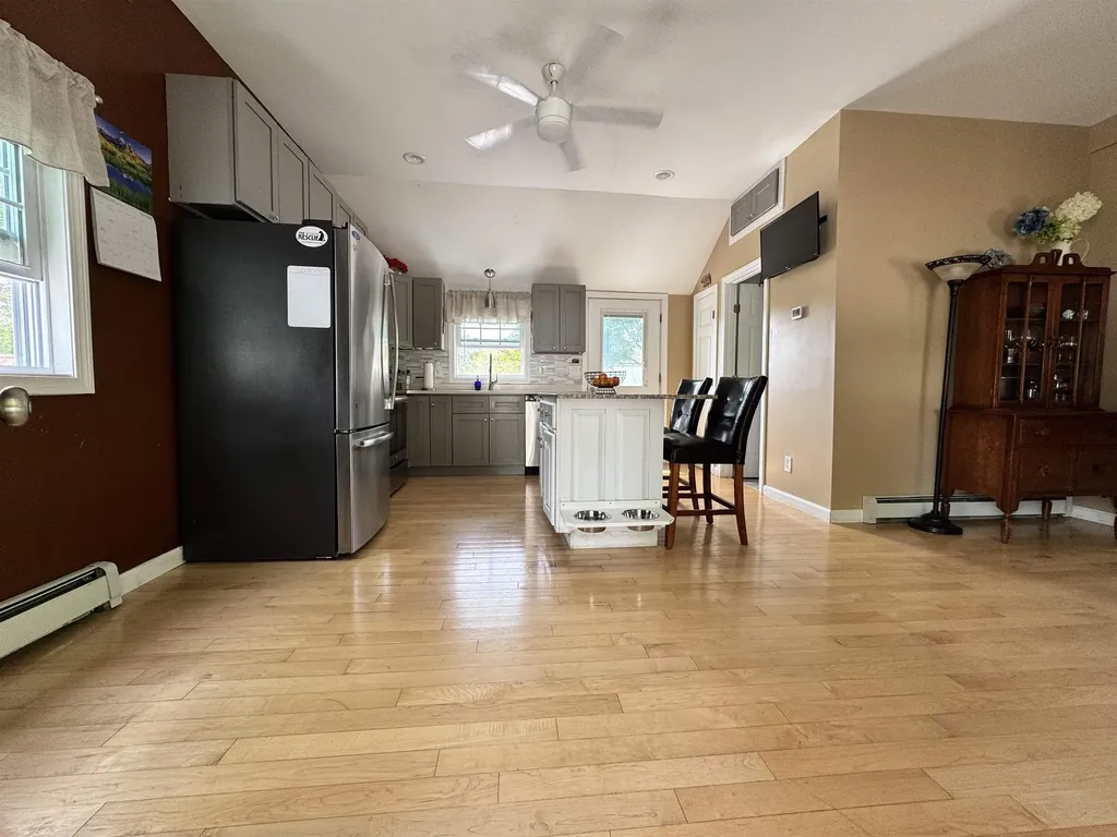 29 Lee Avenue Manchester NH 03109