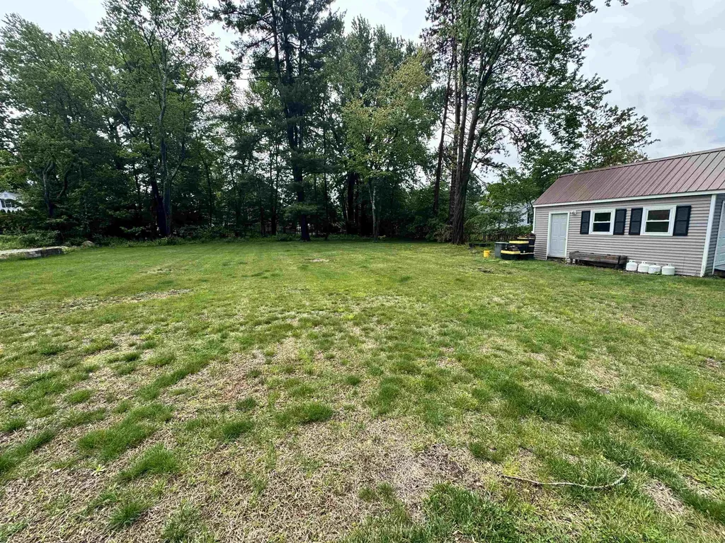 29 Lee Avenue Manchester NH 03109