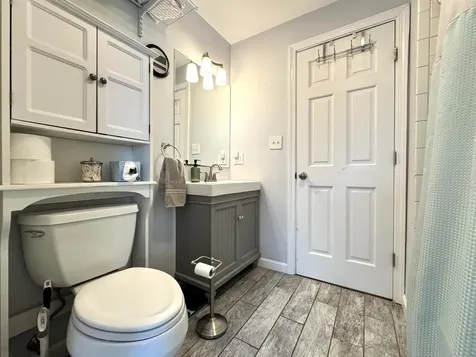29 Lee Avenue Manchester NH 03109
