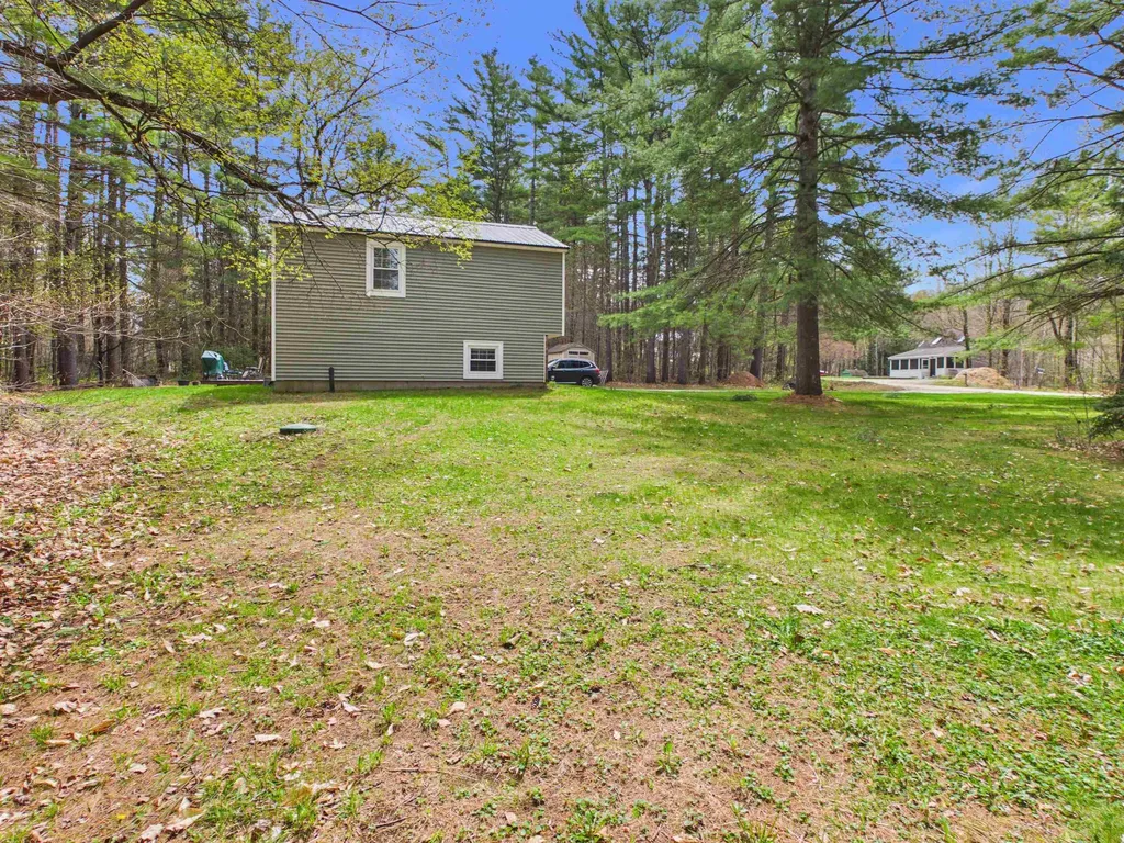 25 Partridge Knoll Road Campton NH 03223