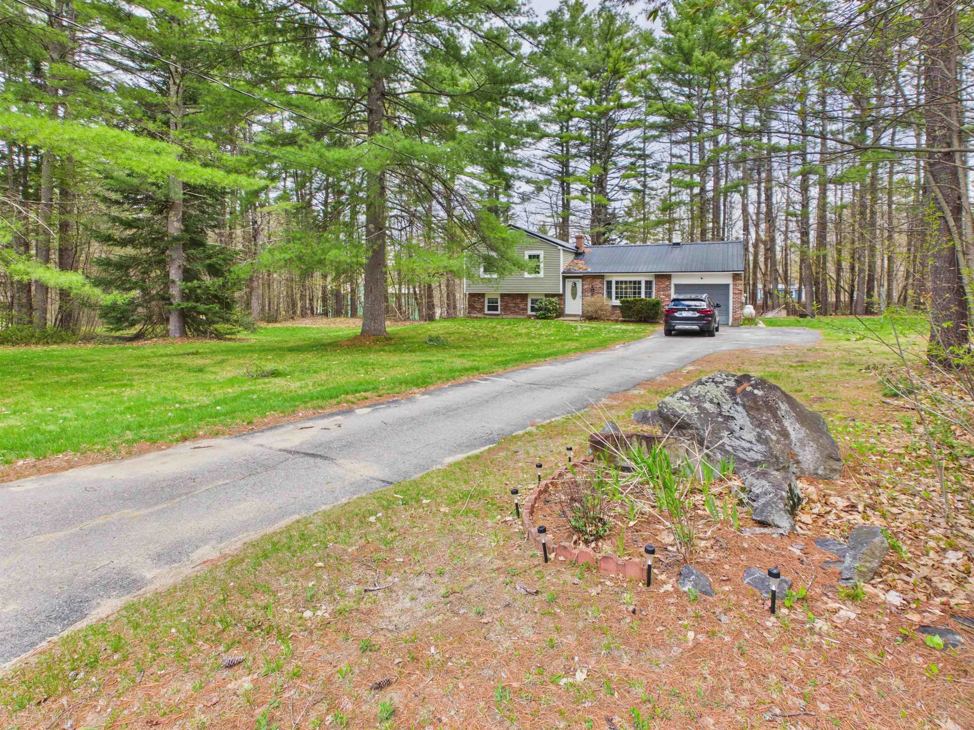 25 Partridge Knoll Road Campton NH 03223