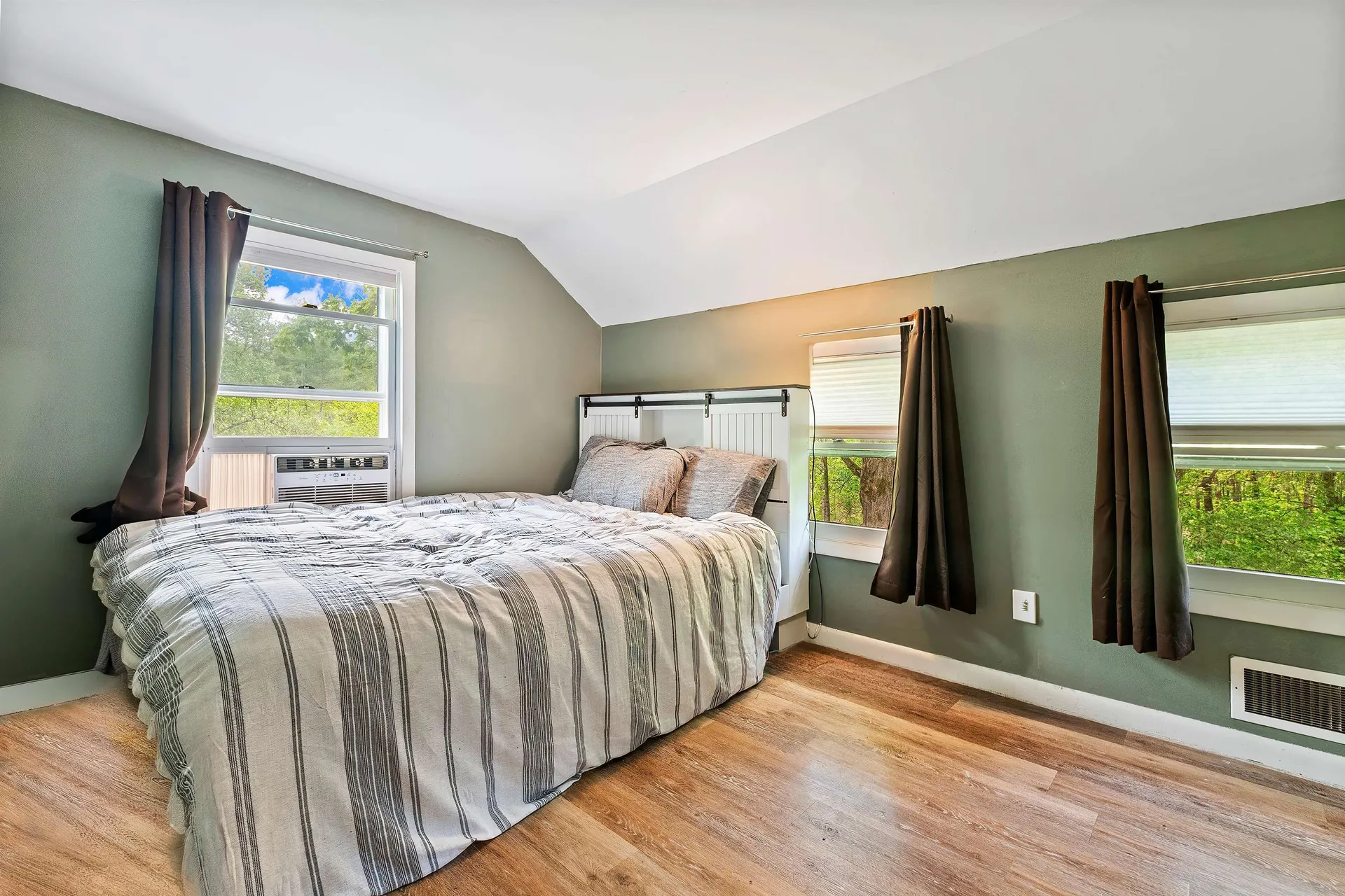 1757 Wildlife Road Hartford VT 05001