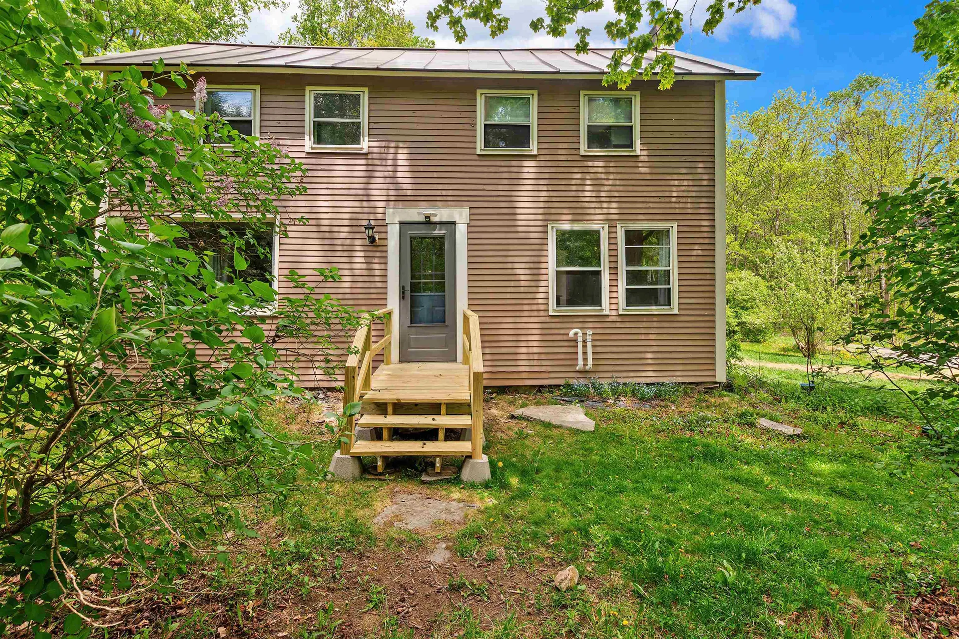 1757 Wildlife Road Hartford VT 05001