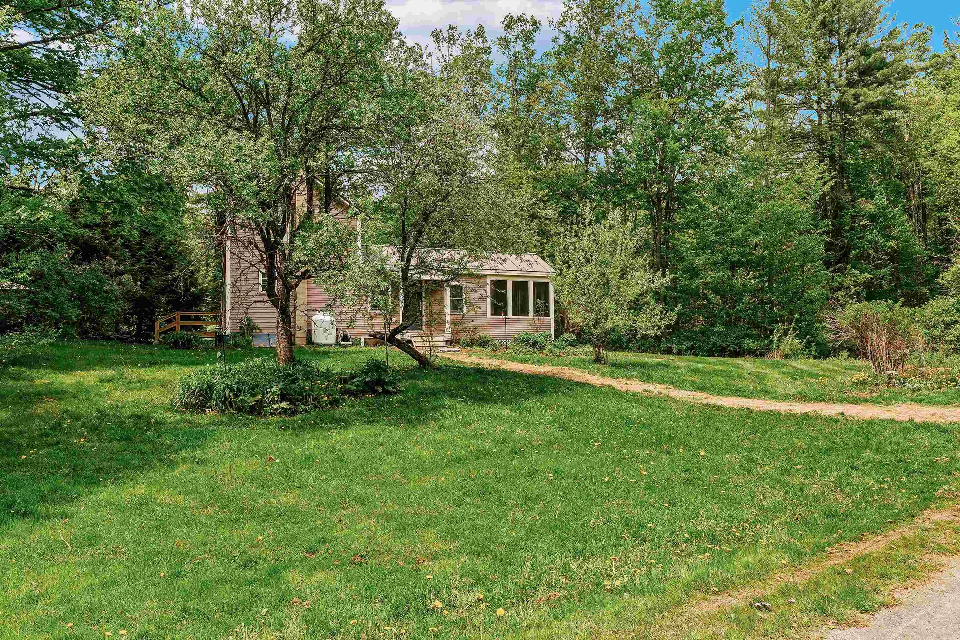 1757 Wildlife Road Hartford VT 05001