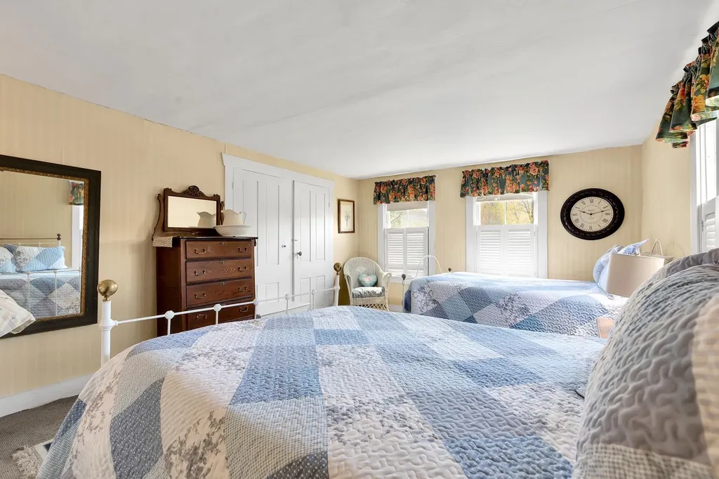 761 Main Street Cavendish VT 05142