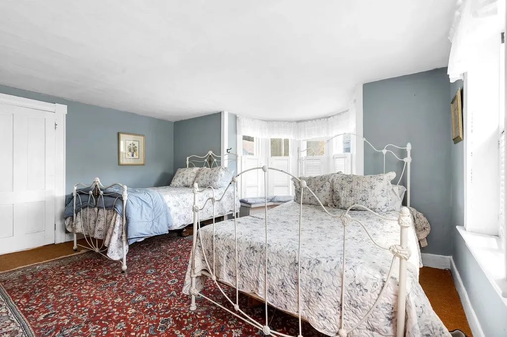 761 Main Street Cavendish VT 05142