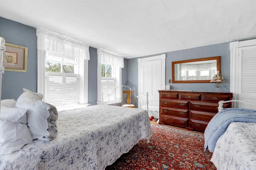 761 Main Street Cavendish VT 05142